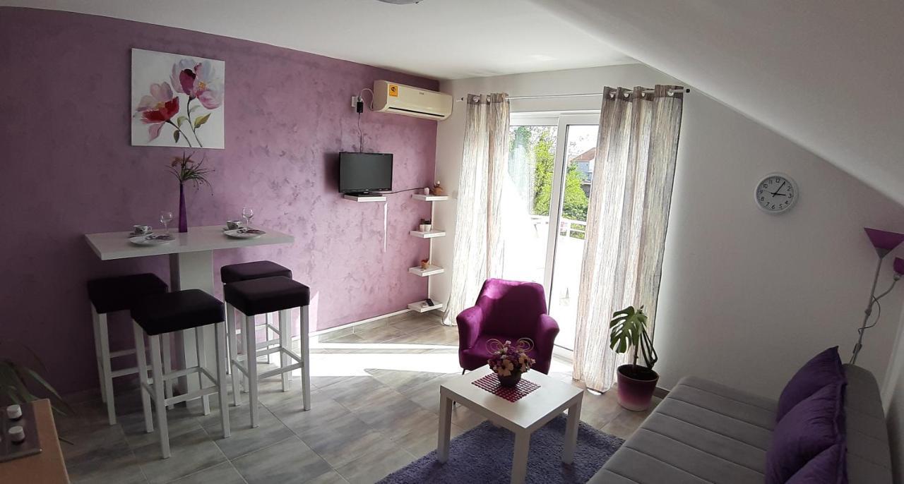 Apartments Kuc Тиват Экстерьер фото