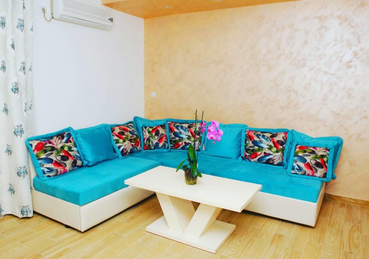 Apartments Kuc Тиват Экстерьер фото